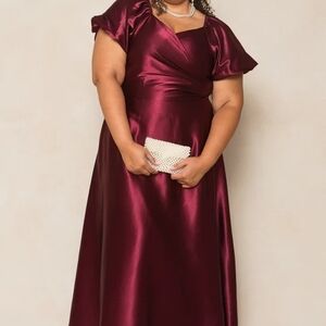 Ivy City Co Satin Maxi Dress in Burgundy
